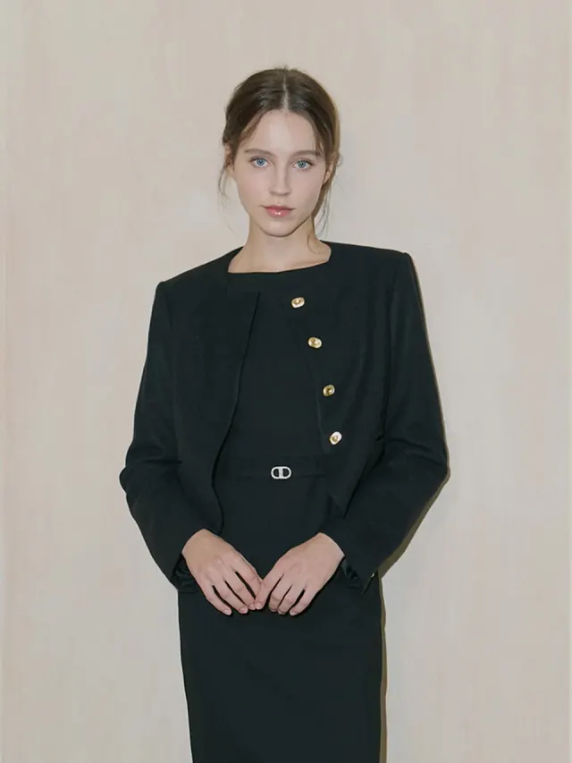 Amble Round Crop Jacket _Black