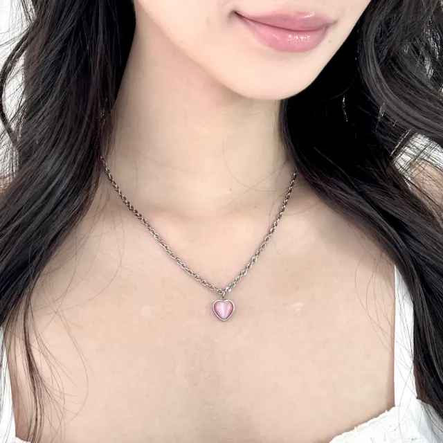Love tint necklace