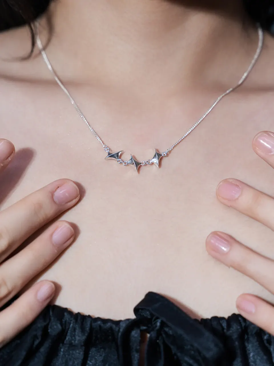 Headlight Necklace 3
