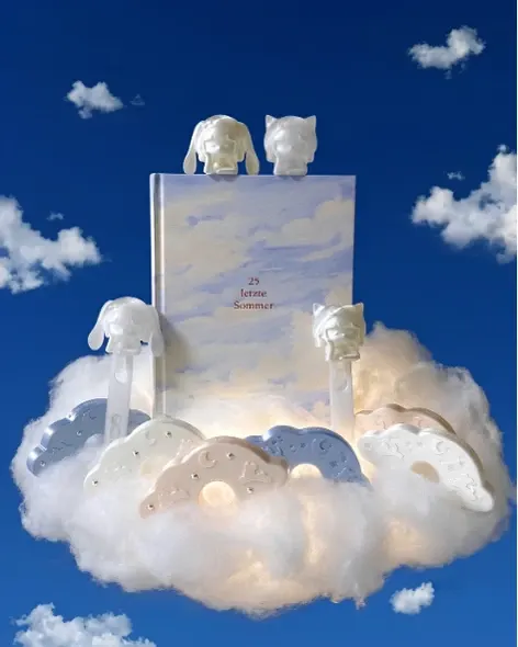 WOOA's Dream Book holder ring