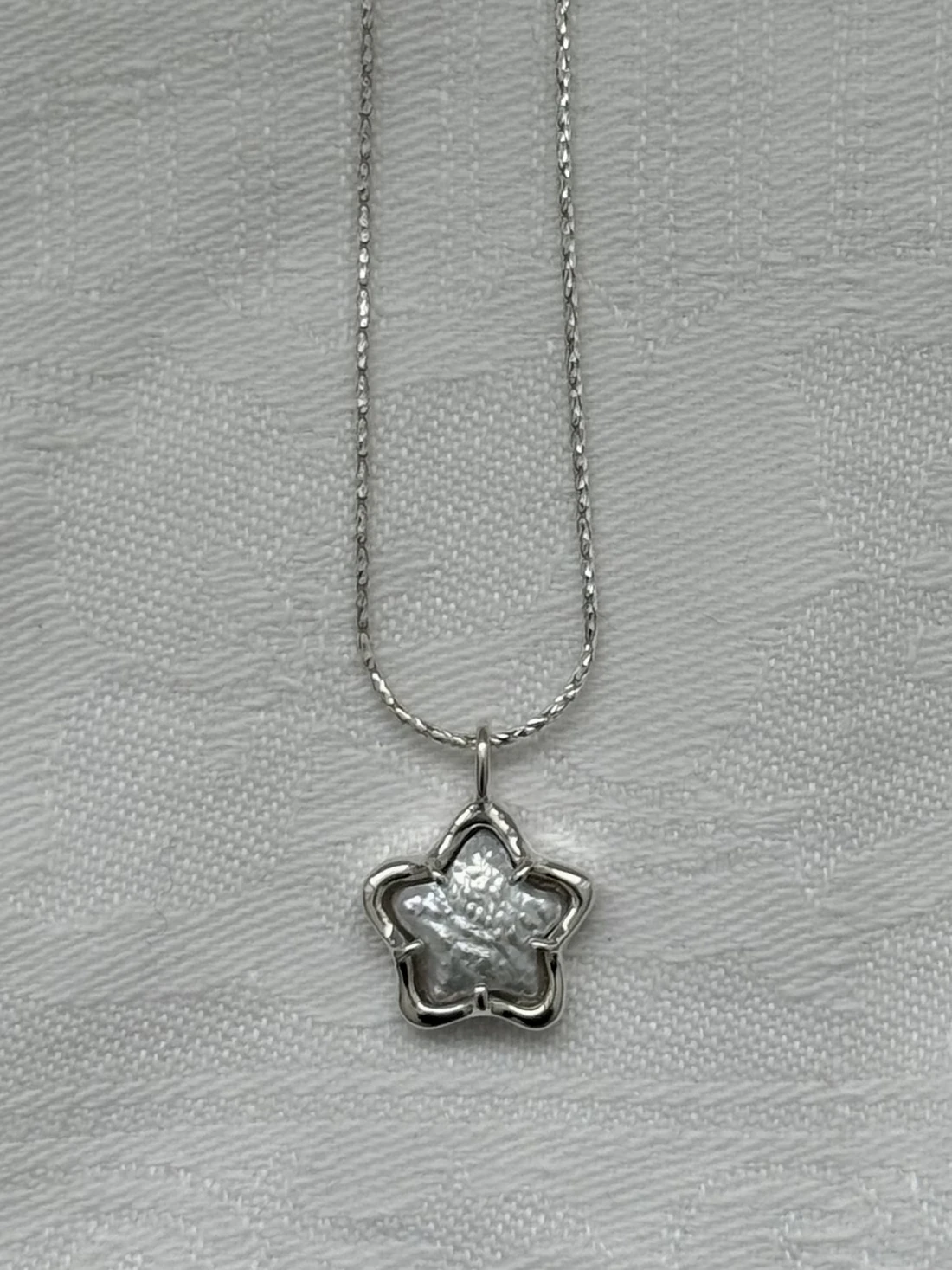 dreamer necklace (pearl) - 39Fashion