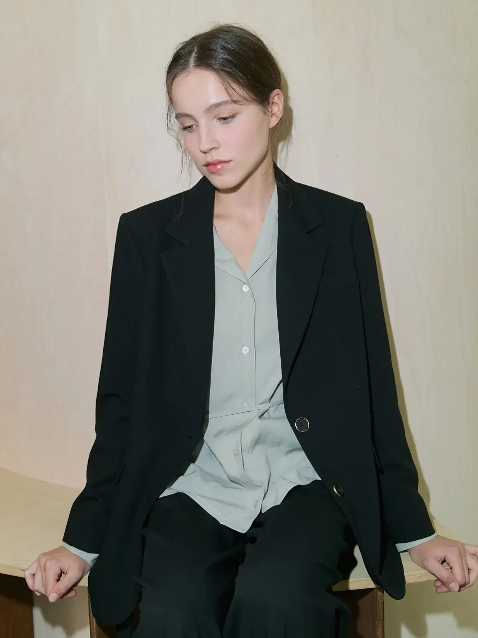 Aube Wool Single Blazer Jacket _ Black