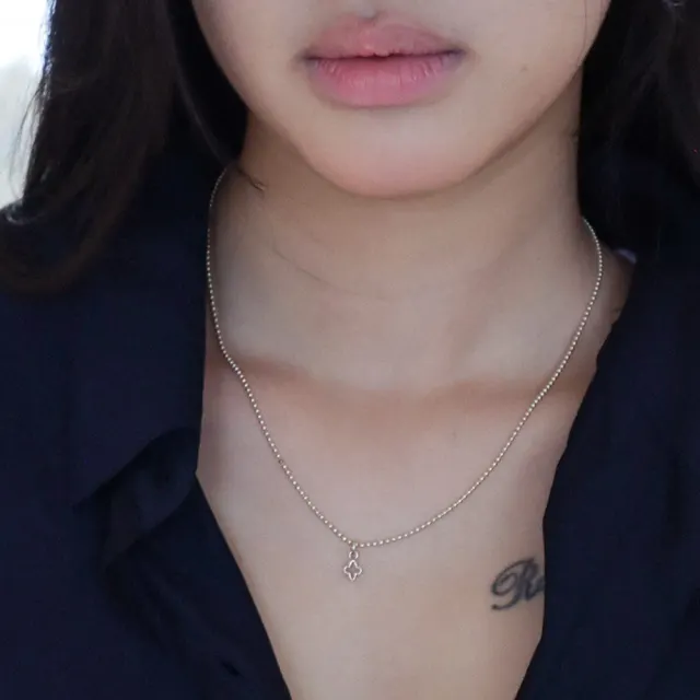 Mini Clover Necklace