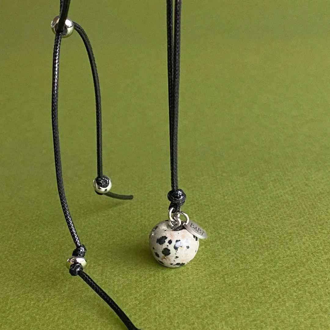 mechuri apple necklace