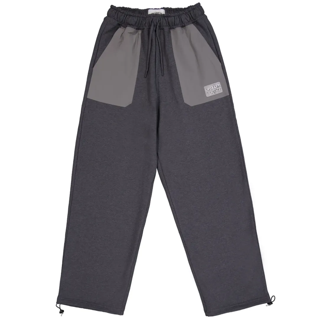 [UPDRAFT] PATCH POCKET COTTON MAN SWEAT PANTS GRAY