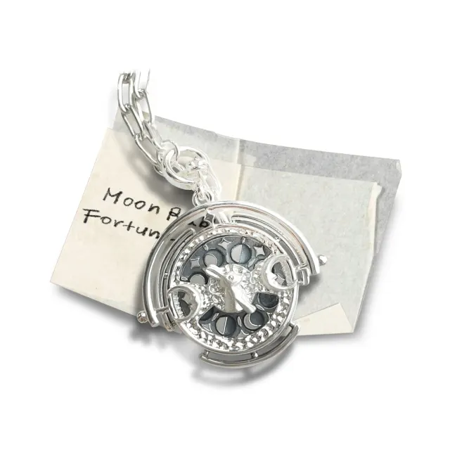 Moon Rabbit Roulette Necklace (月うさぎのルーレット)