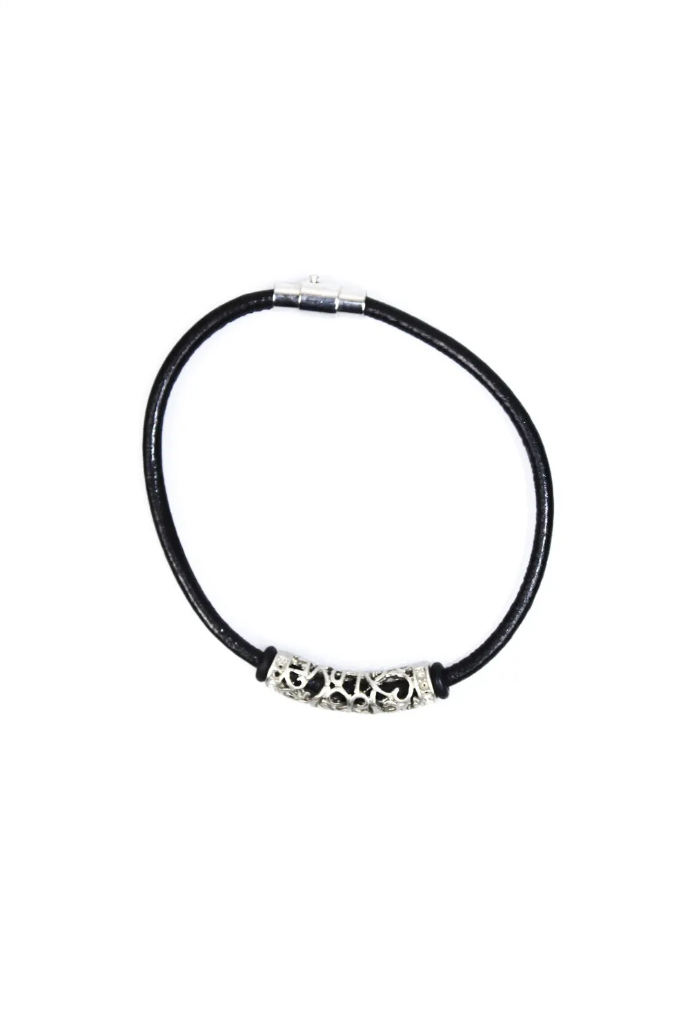 歲寒松柏 Antique leather bracelet