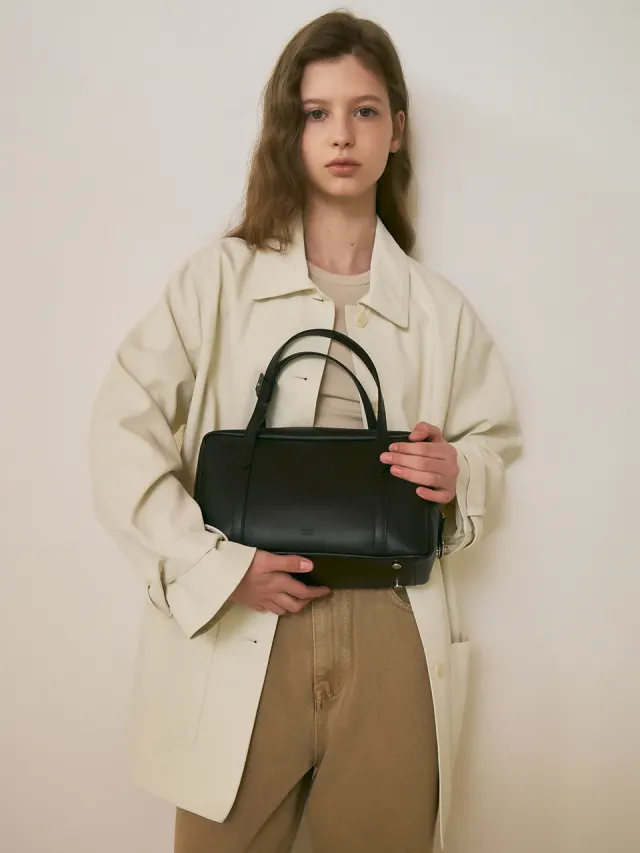 Soft box tote bag Black