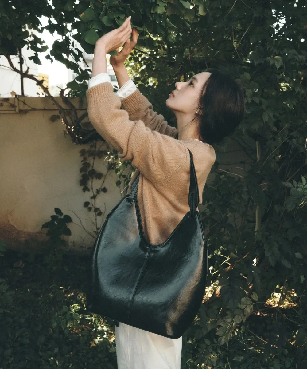 DELPHIBAG_BLACK