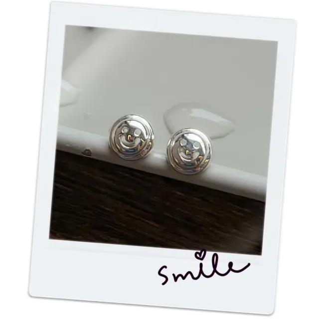 Smile Button Earrings (目が合う一瞬)
