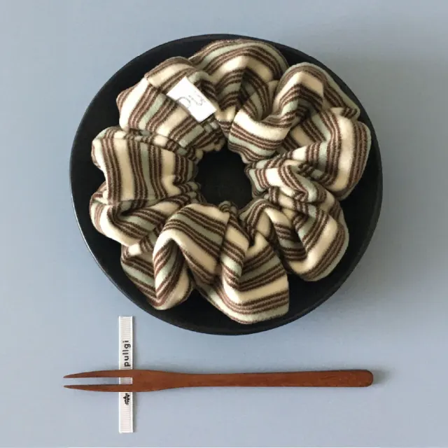 TOKYO DONUT SCRUNCHIE (MATCHA HOJI)