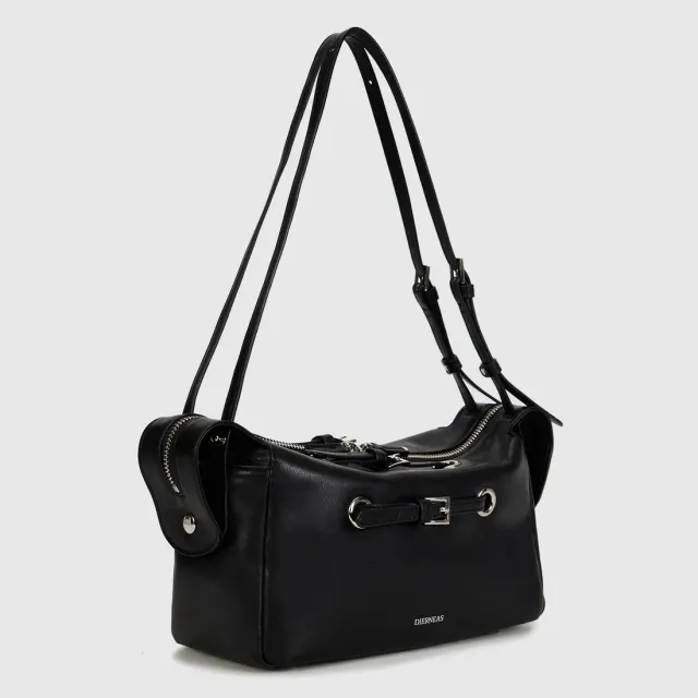 Latch (Black)