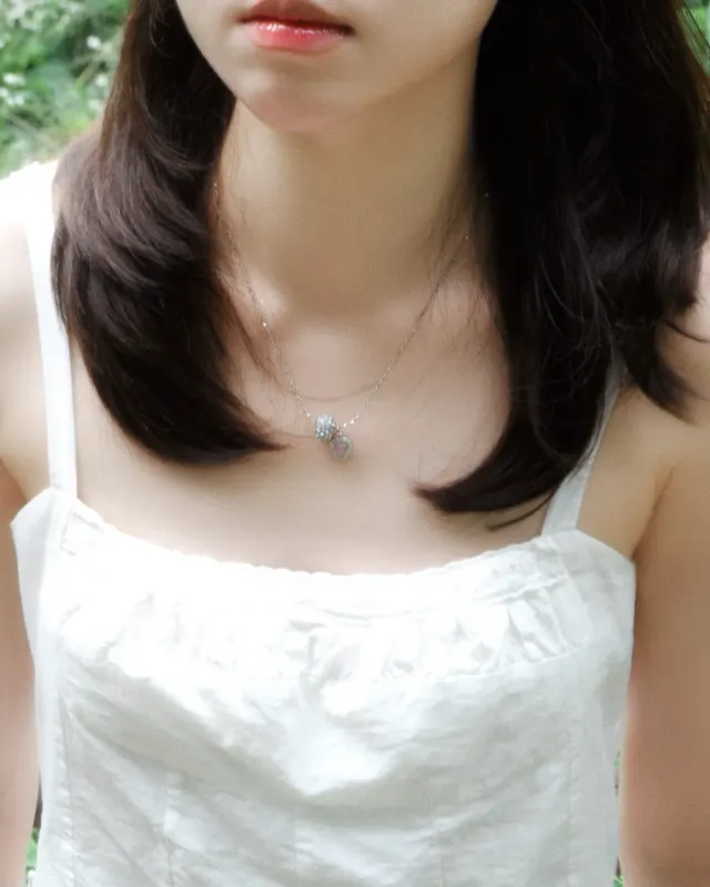 Pink whisper necklace