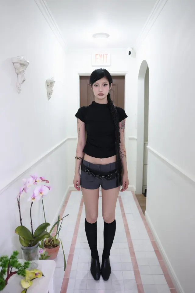 [Pink orchid house] Half neck shirring T