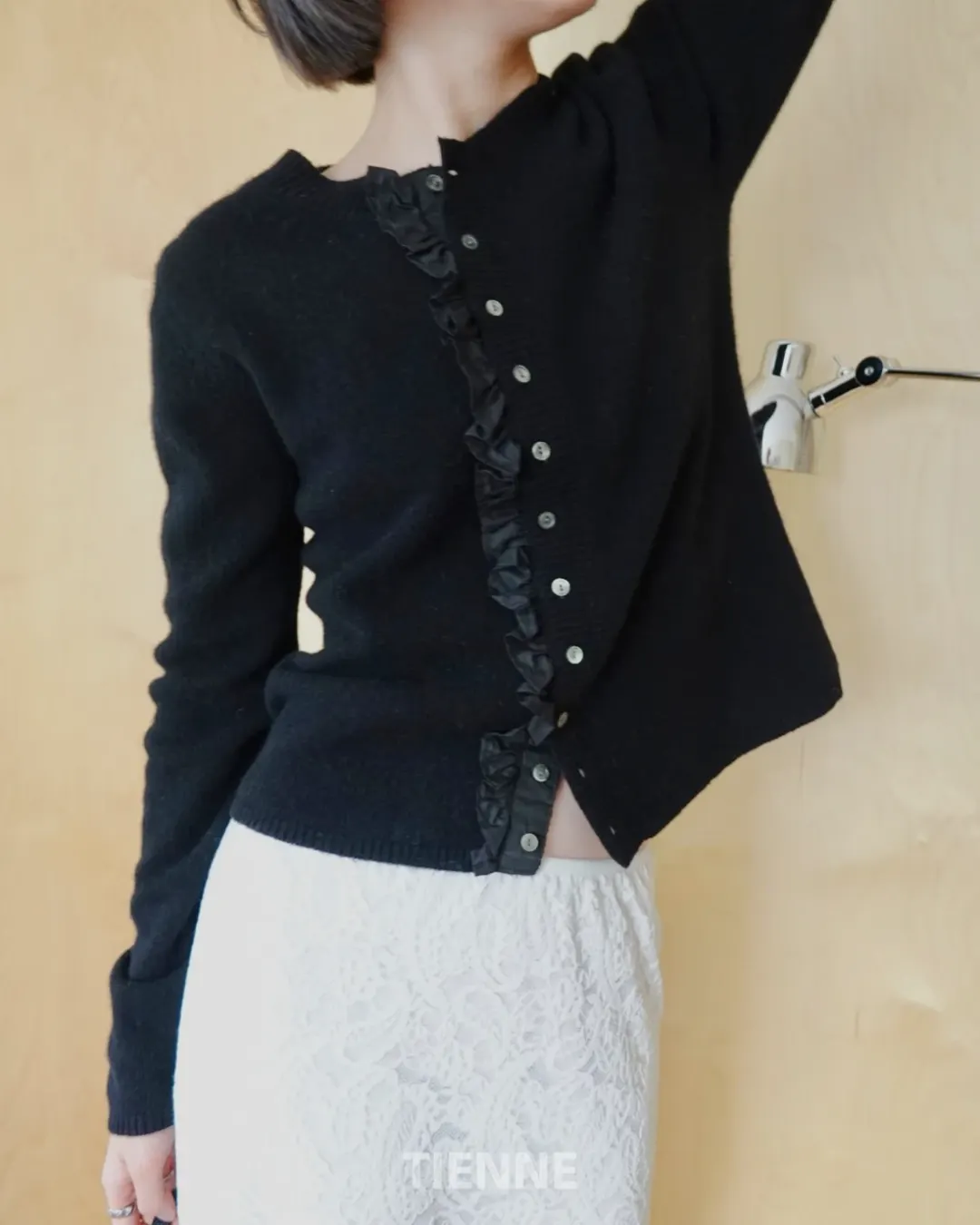 Frill Line Knit Cardigan - 2Color