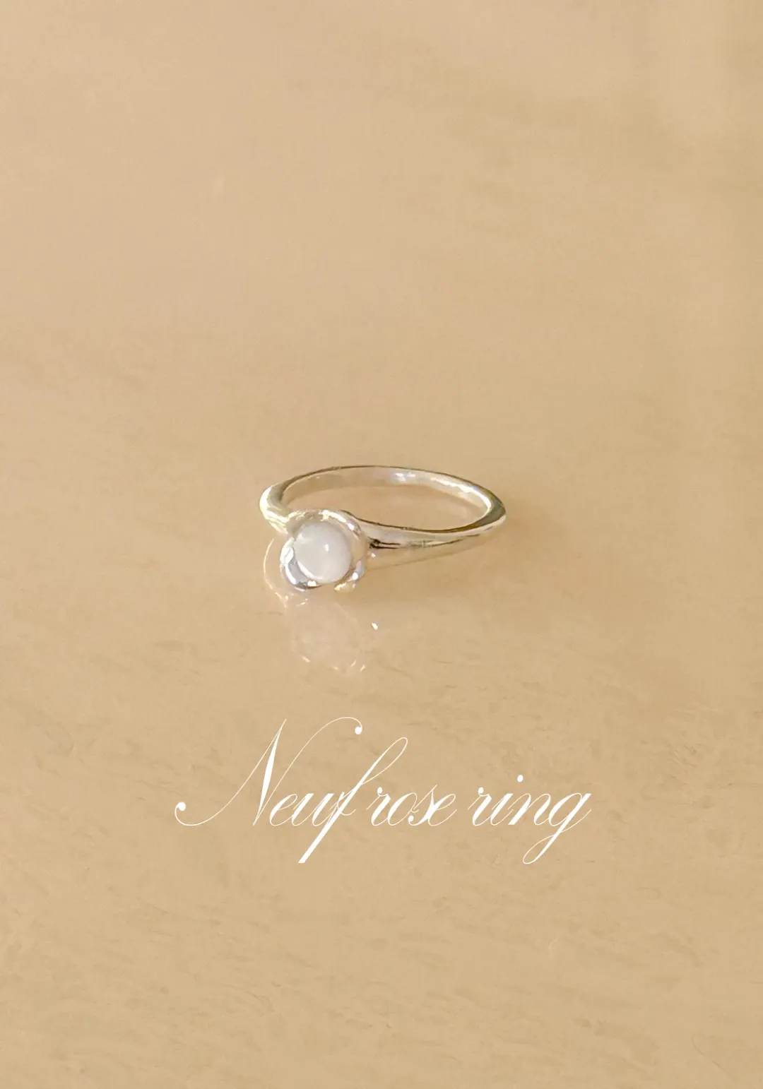 Neuf rose shell ring