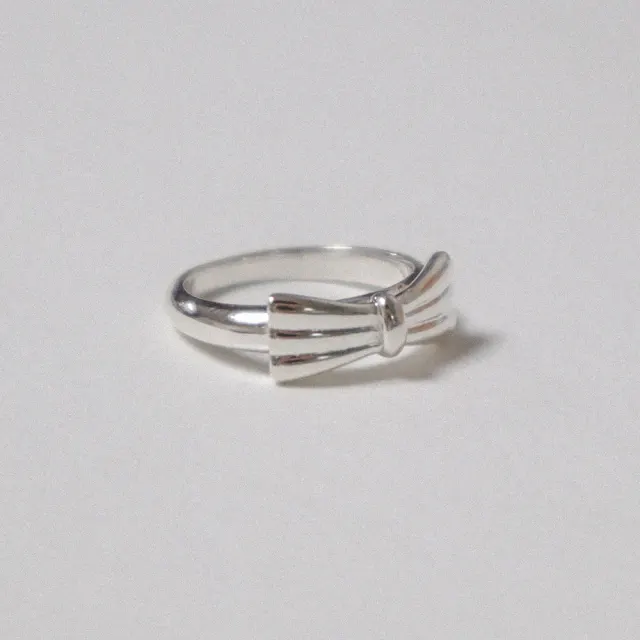 Bow Ring
