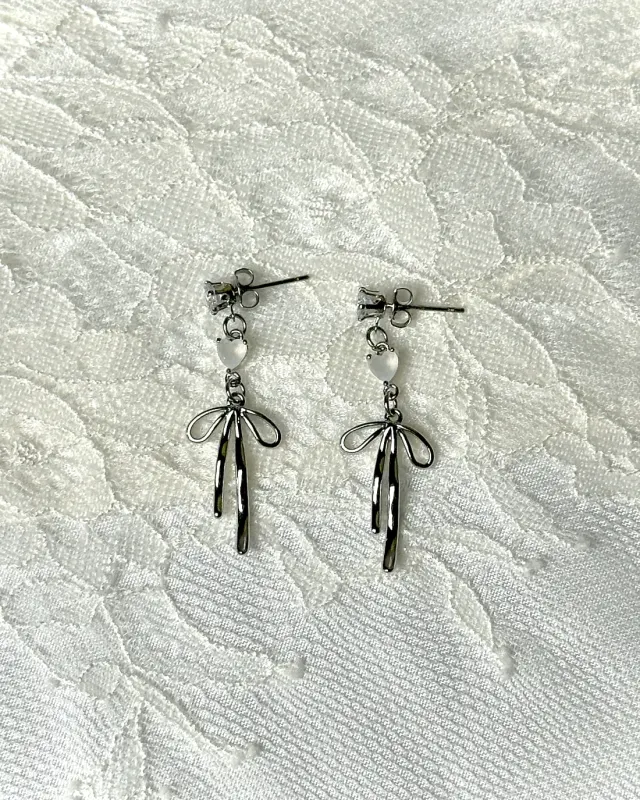 Dear ribbon Earring 