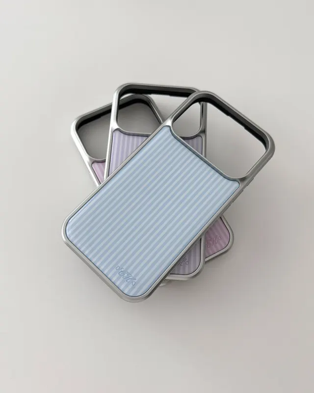 Soft Stripe Case